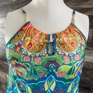 NWOT colorful dress with colorful detachable gold necklace detail.